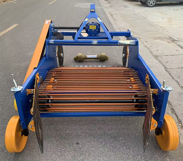 4UX-120馬鈴薯收獲機